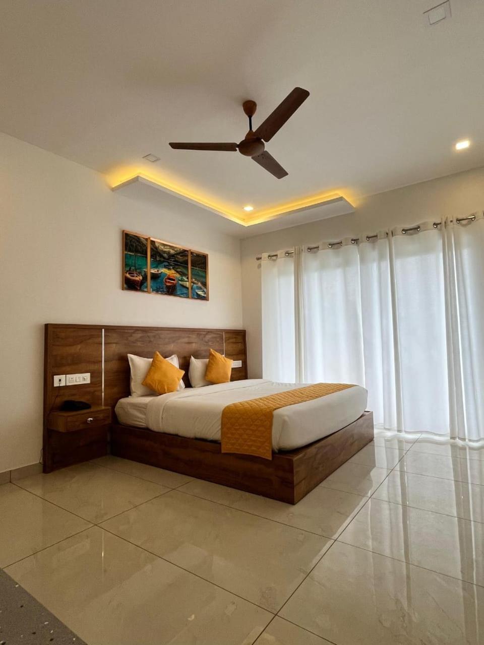 Aura Springs Resort Anachal Luaran gambar