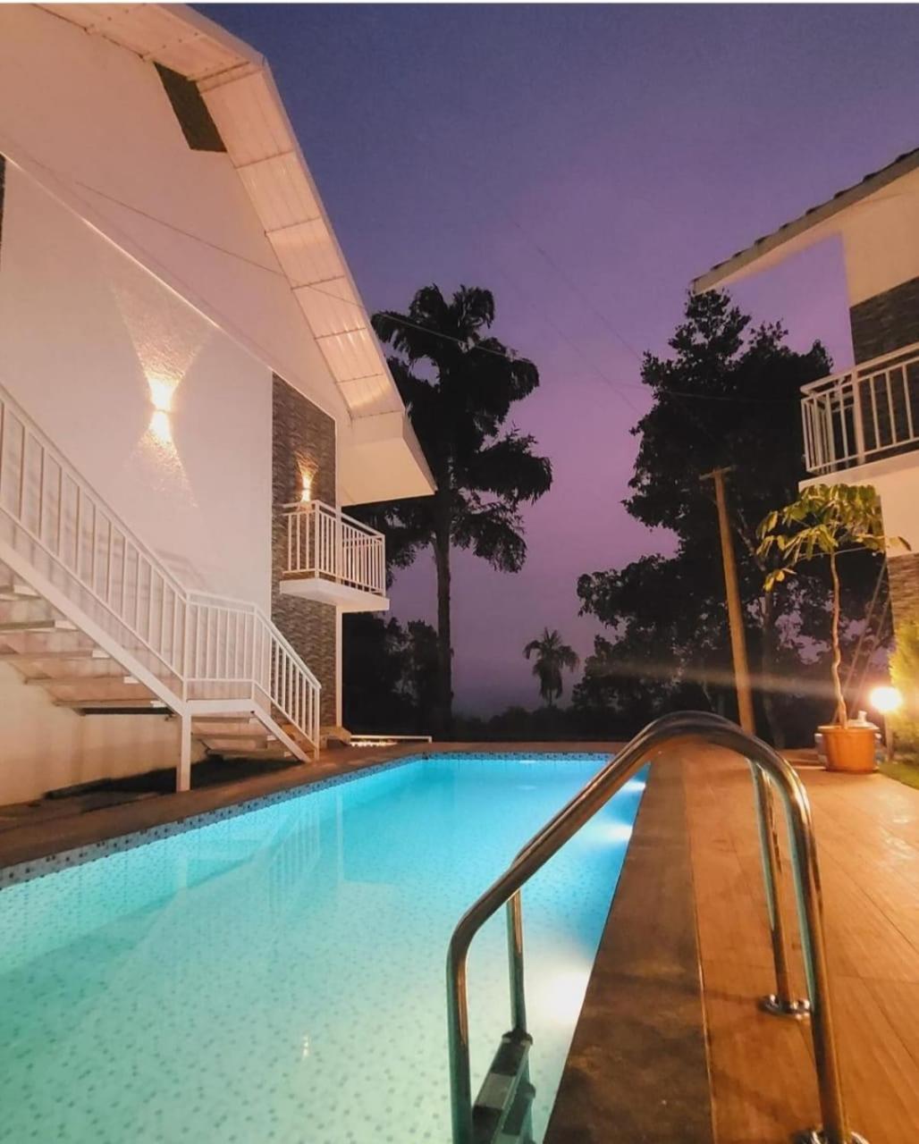 Aura Springs Resort Anachal Luaran gambar